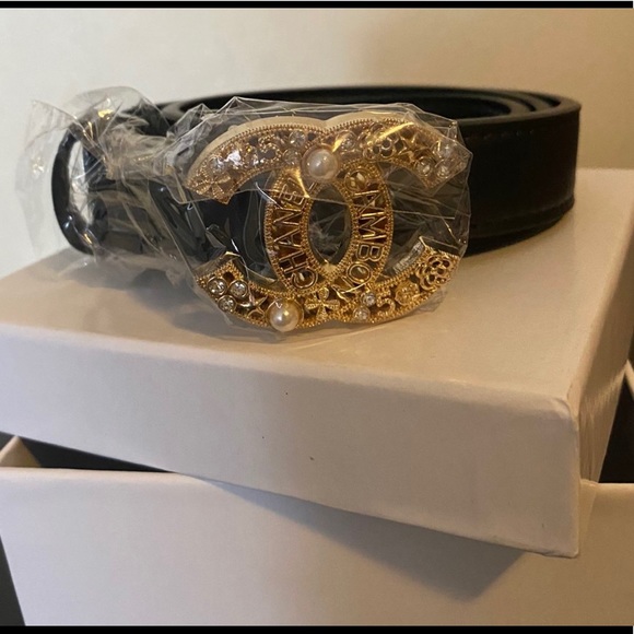 Belt - Picture 1 of 2